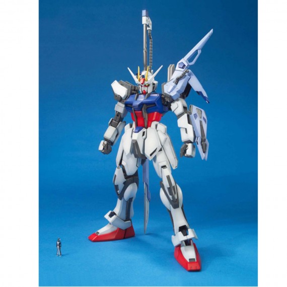 Maquette Gundam - Strike Gundam Launcher / Sword MG 1/100 18cm